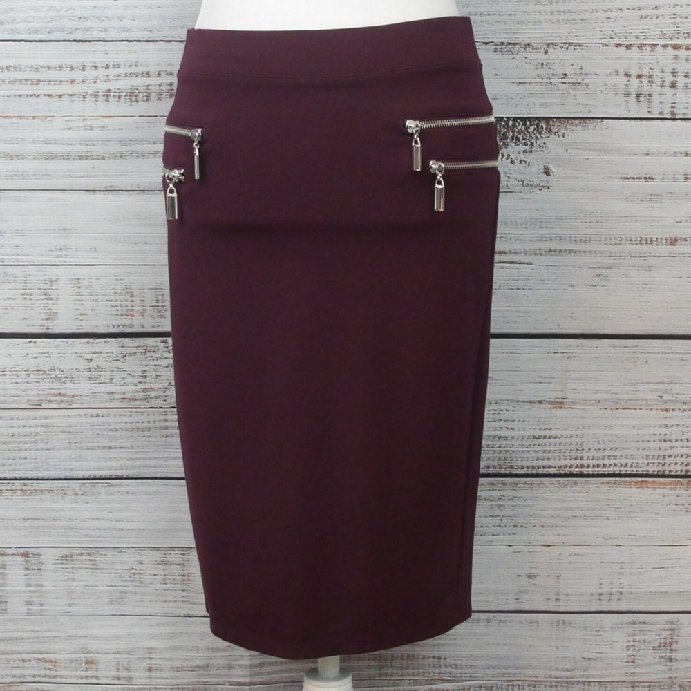 NWT Jennifer Lopez Woman’s Small Maroon Pencil Skirt With Zipper Details